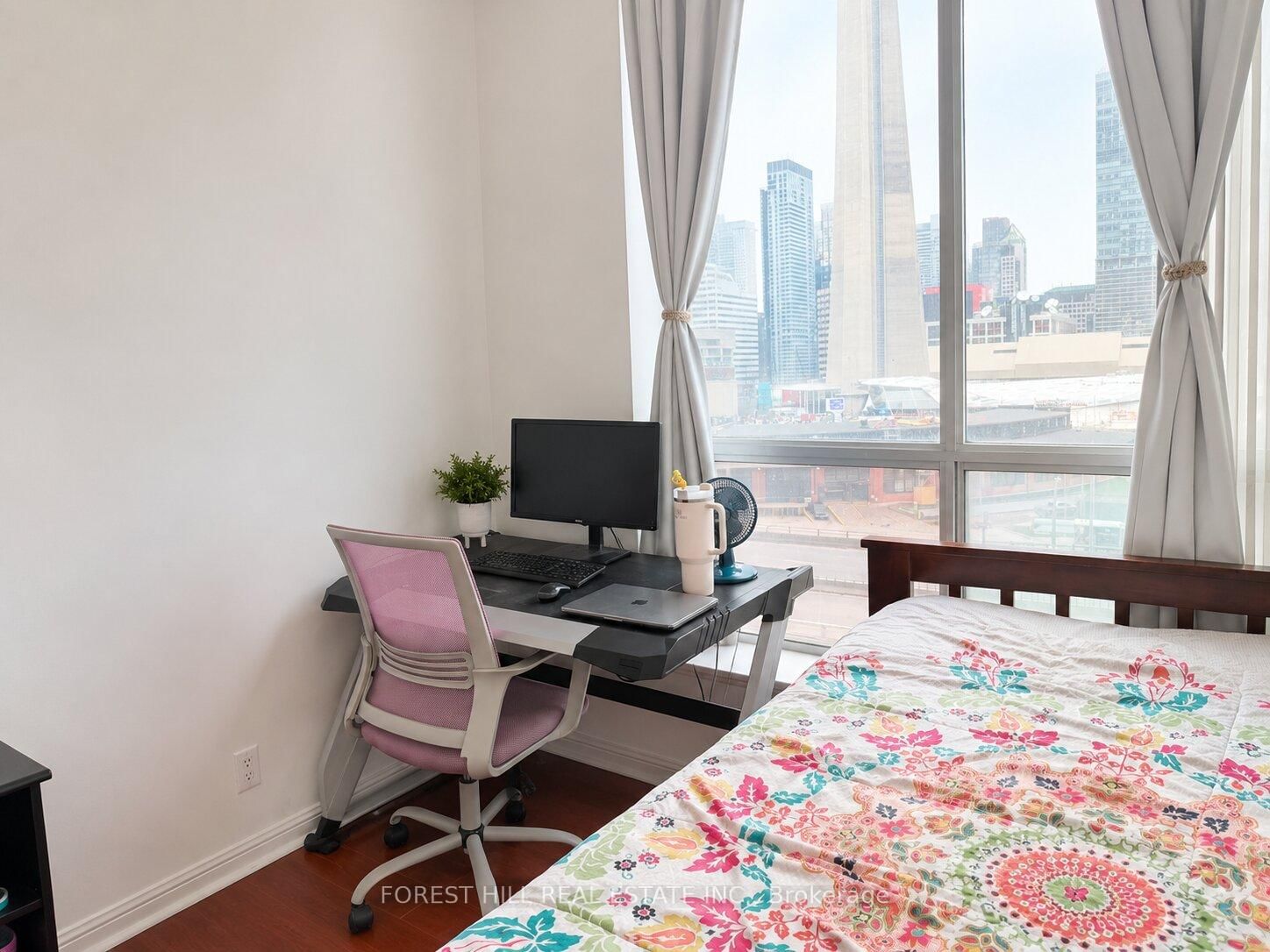 230 Queens Quay W, Unit 1028 - Photo 8