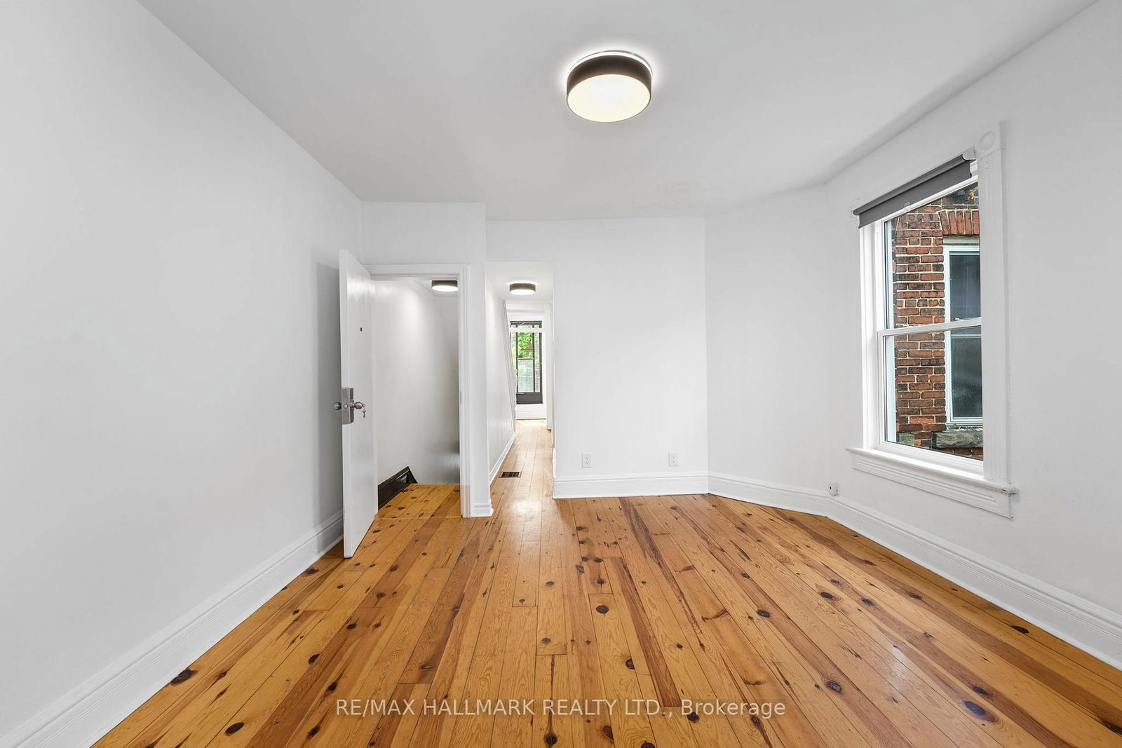261 Ossington Avenue • Toronto, ON photo 18