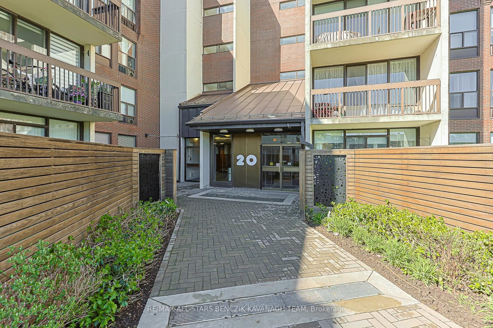 20 Fashion Roseway, Unit 408 - Photo 2