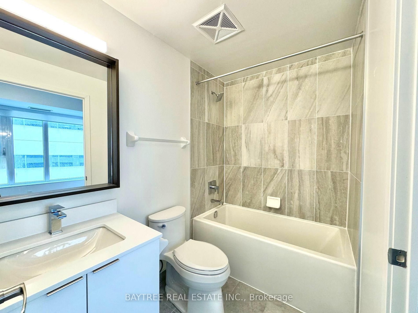 543 Richmond Street W, Unit 641 - Photo 7