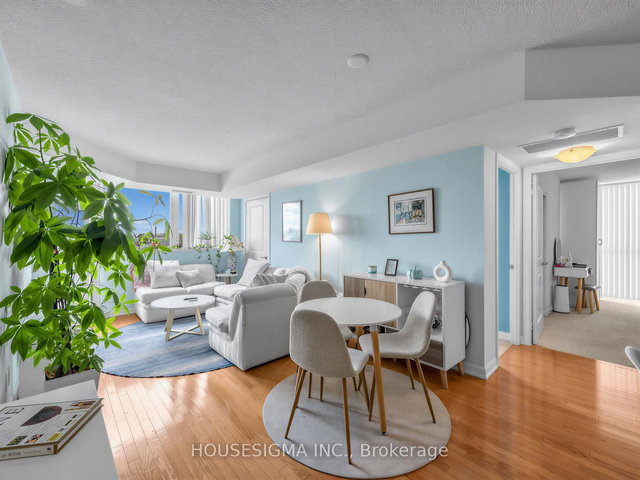 509 - 5793 Yonge Street