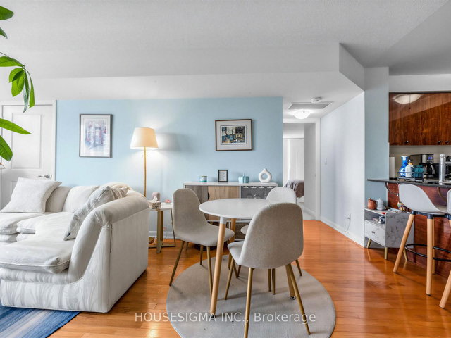 509 - 5793 Yonge Street