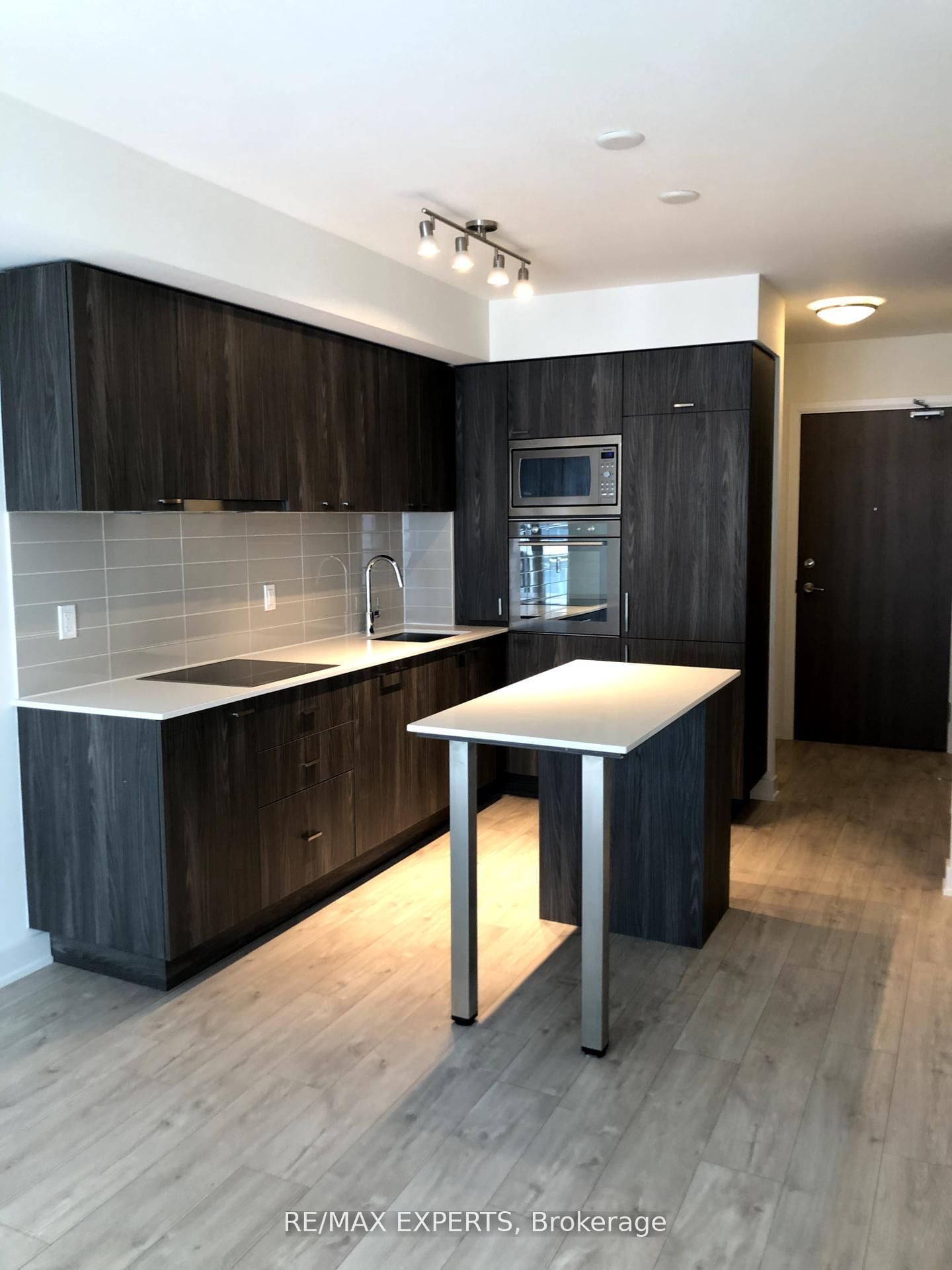 27 Bathurst Street, Unit 1214W - Photo 2