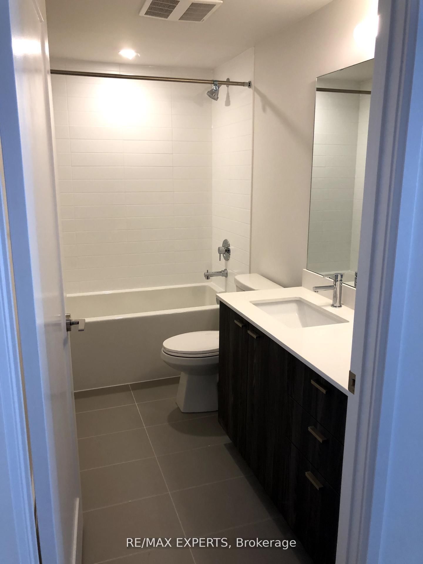 27 Bathurst Street, Unit 1214W - Photo 5