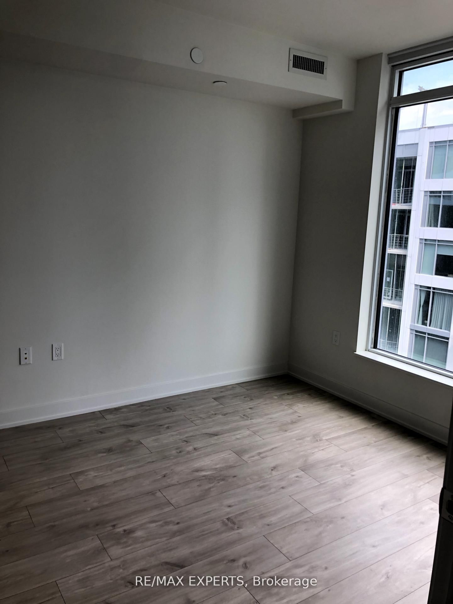 27 Bathurst Street, Unit 1214W - Photo 8