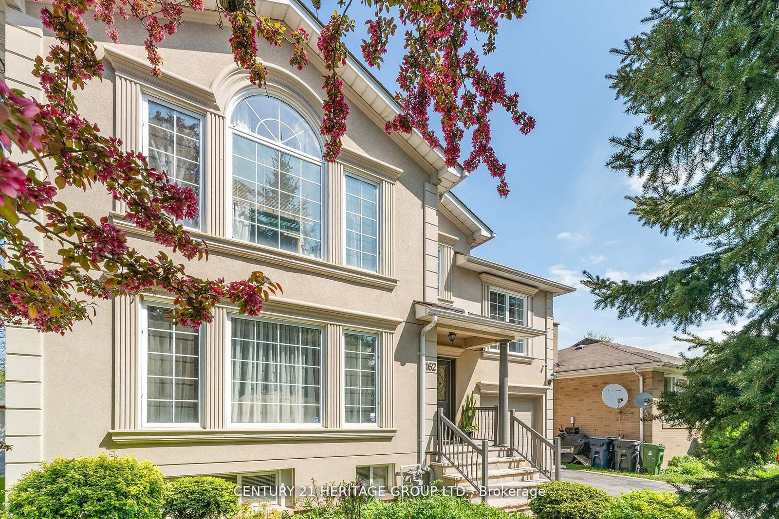 162 Goulding Avenue - Photo 4