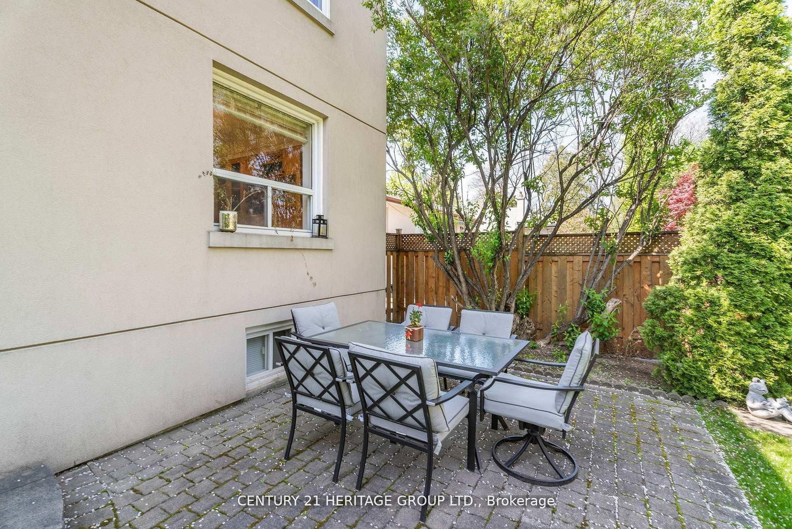 162 Goulding Avenue - Photo 8