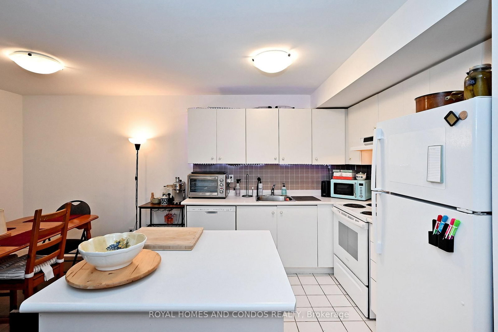 415 Jarvis Street, Unit 125 - Photo 22