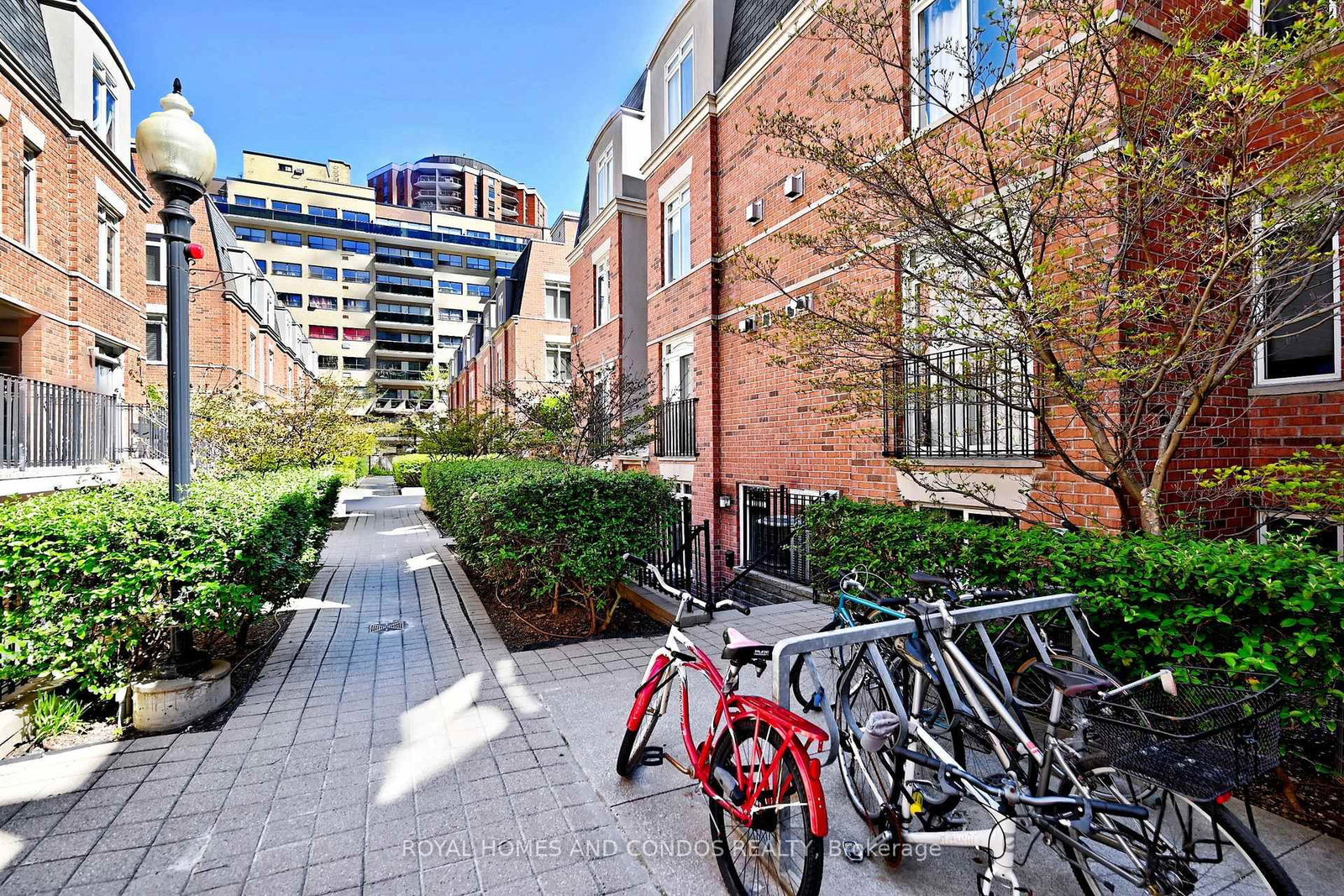 415 Jarvis Street, Unit 125 - Photo 3