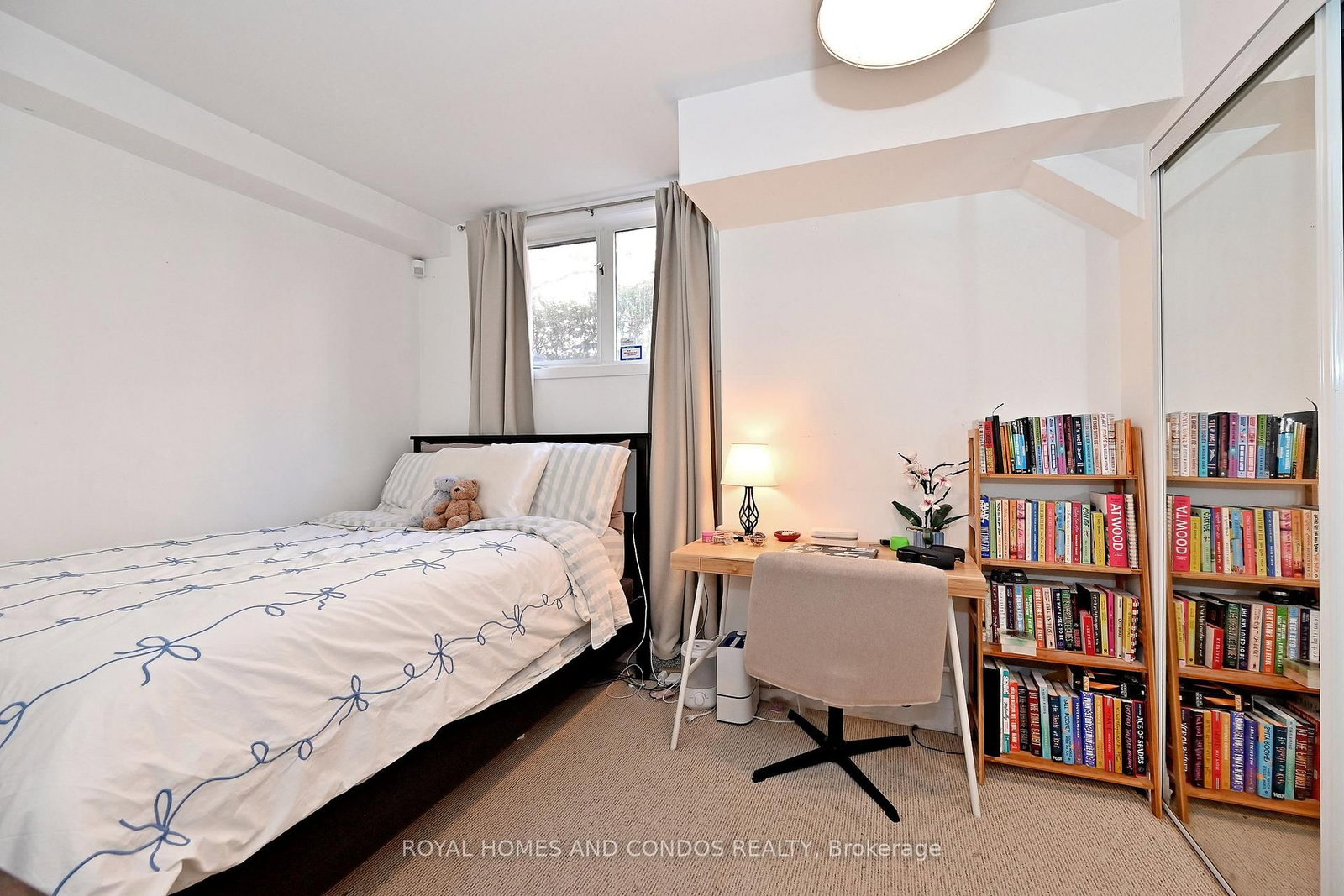 415 Jarvis Street, Unit 125 - Photo 32