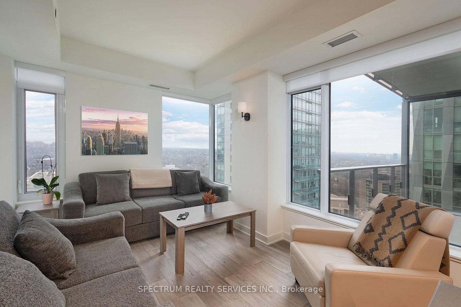 11 Yorkville Avenue, Unit 1905 - Photo 9