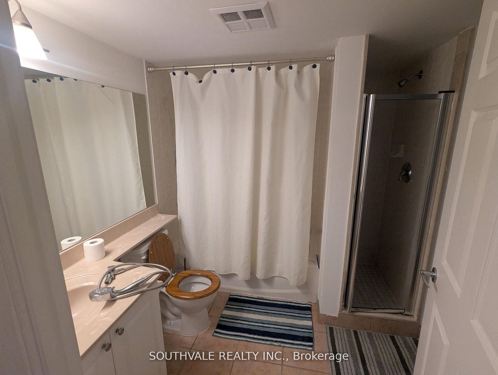 228 Queens Quay W, Unit 612 - Photo 10