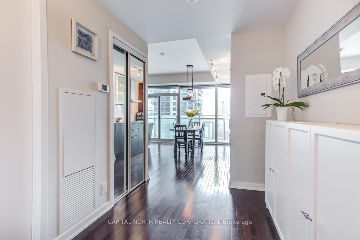 14 York Street, Unit 1507 - Photo 4