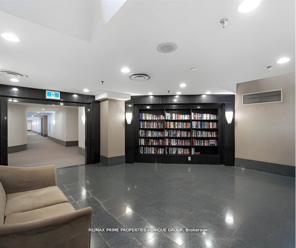 44 Gerrard Street W, Unit 1701 - Photo 22