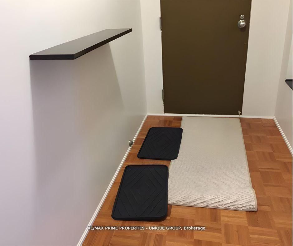 44 Gerrard Street W, Unit 1701 - Photo 5