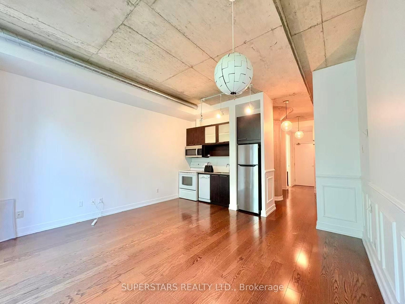 66 Portland Street, Unit 305 - Photo 2
