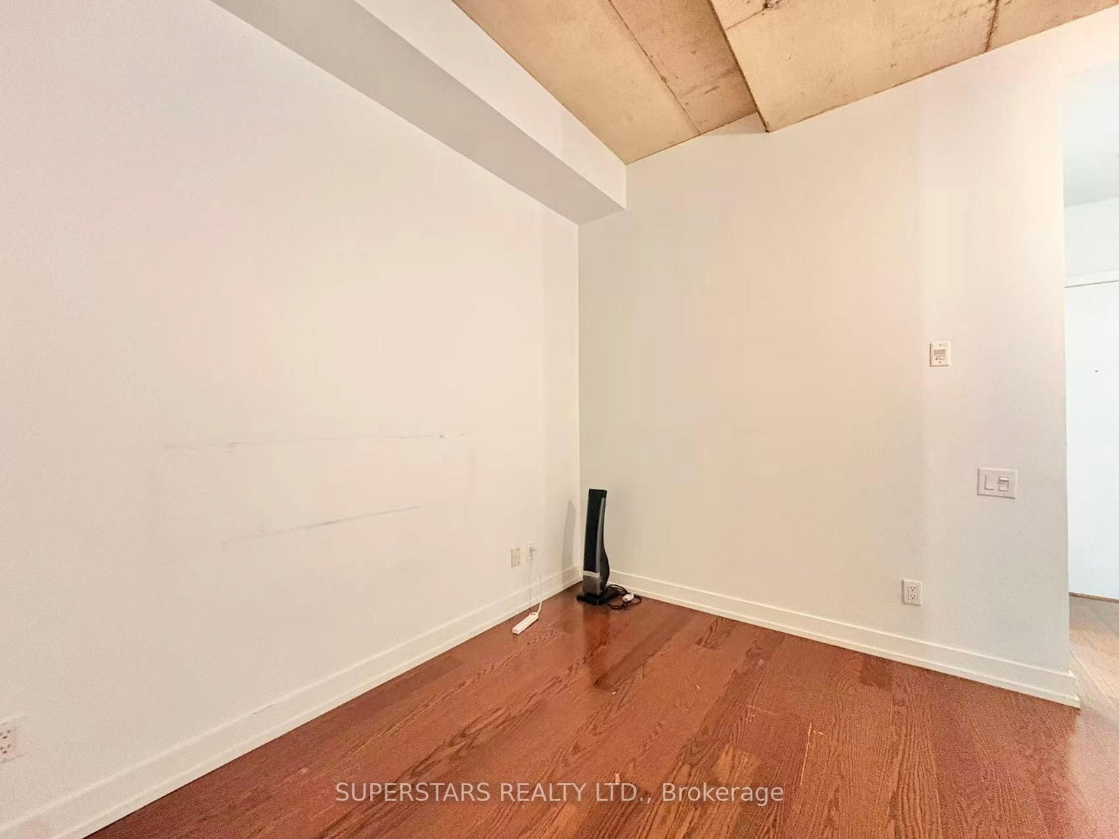 66 Portland Street, Unit 305 - Photo 5