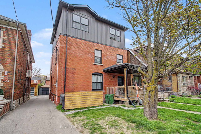 2 - 226 Lauder Avenue