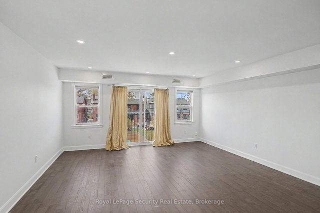2 - 226 Lauder Avenue