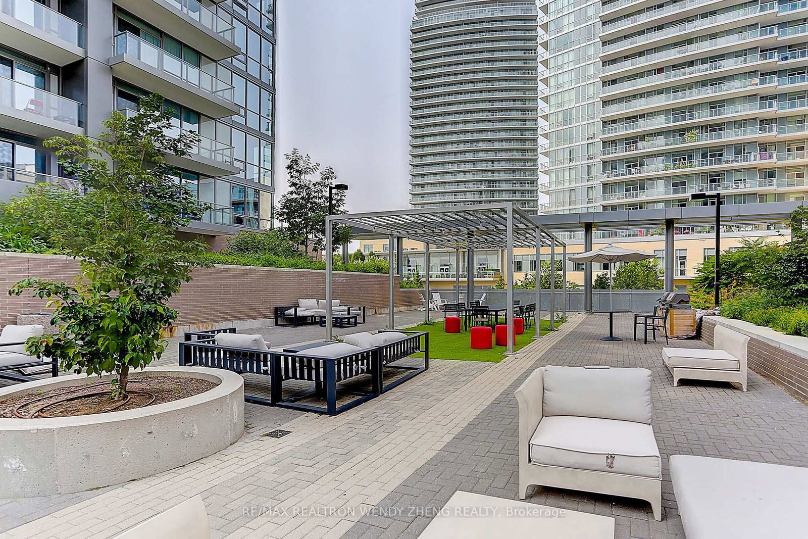 56 Forest Manor Road, Unit 2410 - Photo 41