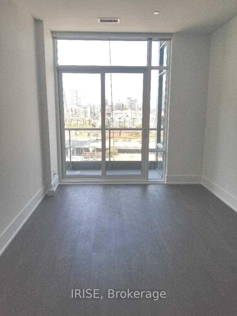 1 Edgewater Drive, Unit SPH24 - Photo 6