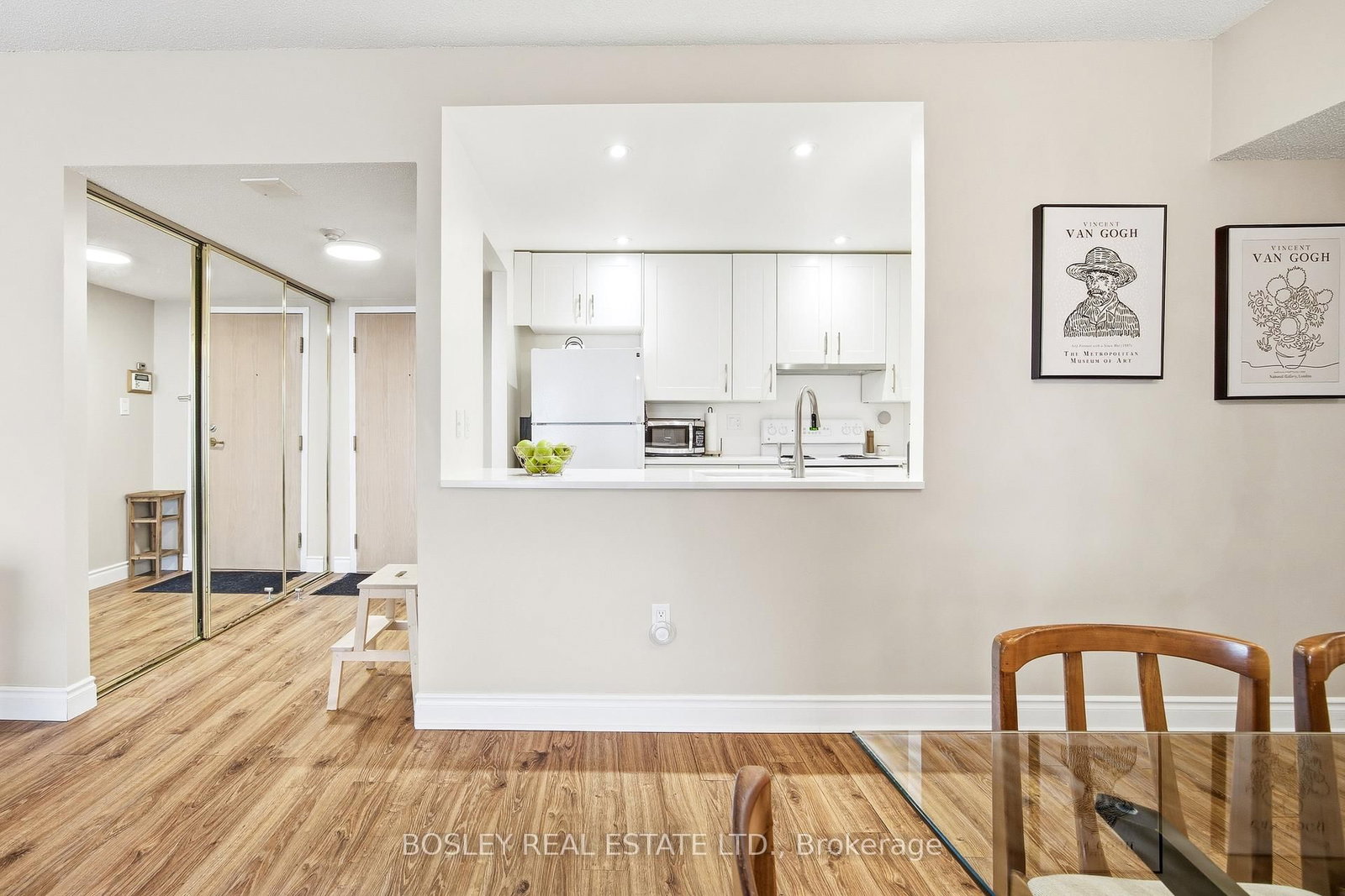 5 Concorde Place, Unit 611 - Photo 12