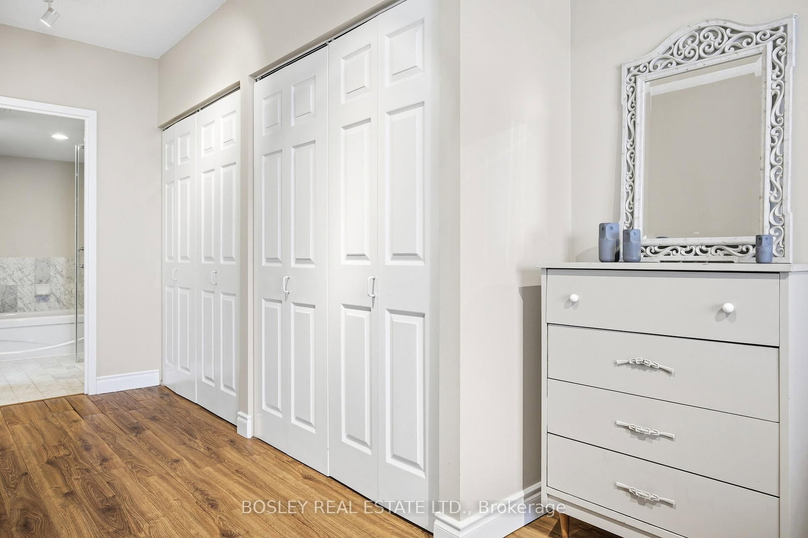 5 Concorde Place, Unit 611 - Photo 36