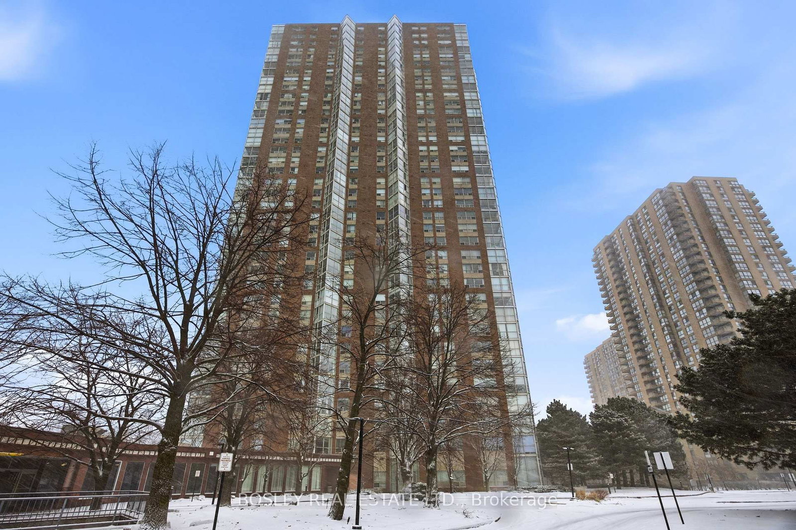 5 Concorde Place, Unit 611 - Photo 42