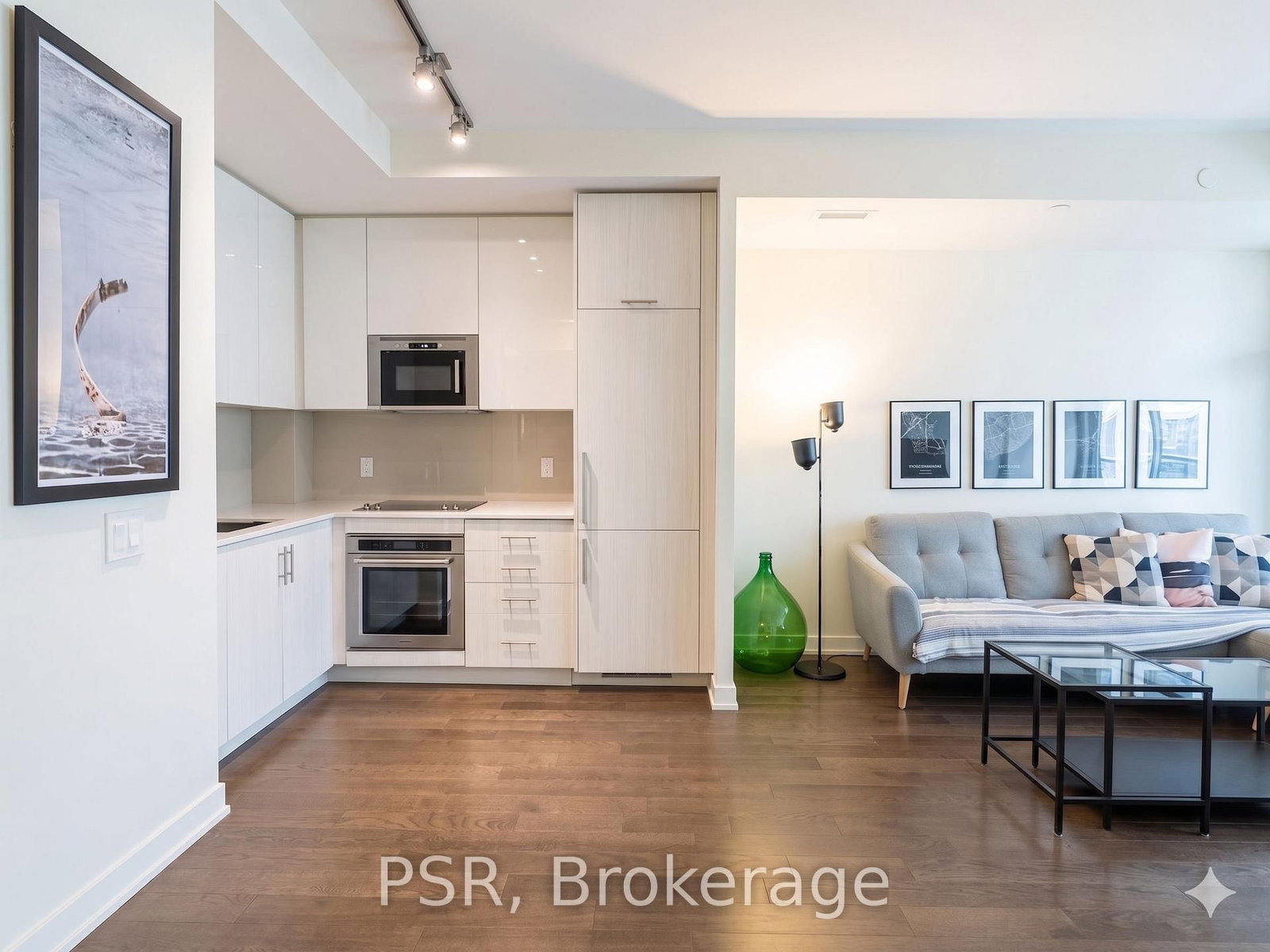 330 Richmond Street W, Unit 820 - Photo 6