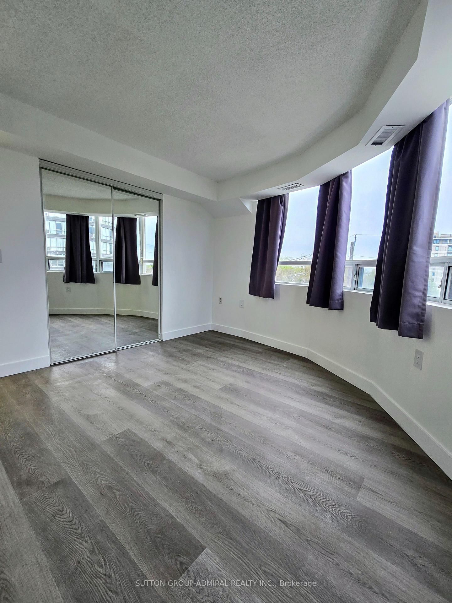 555 Wilson Heights Boulevard, Unit 408 - Photo 3