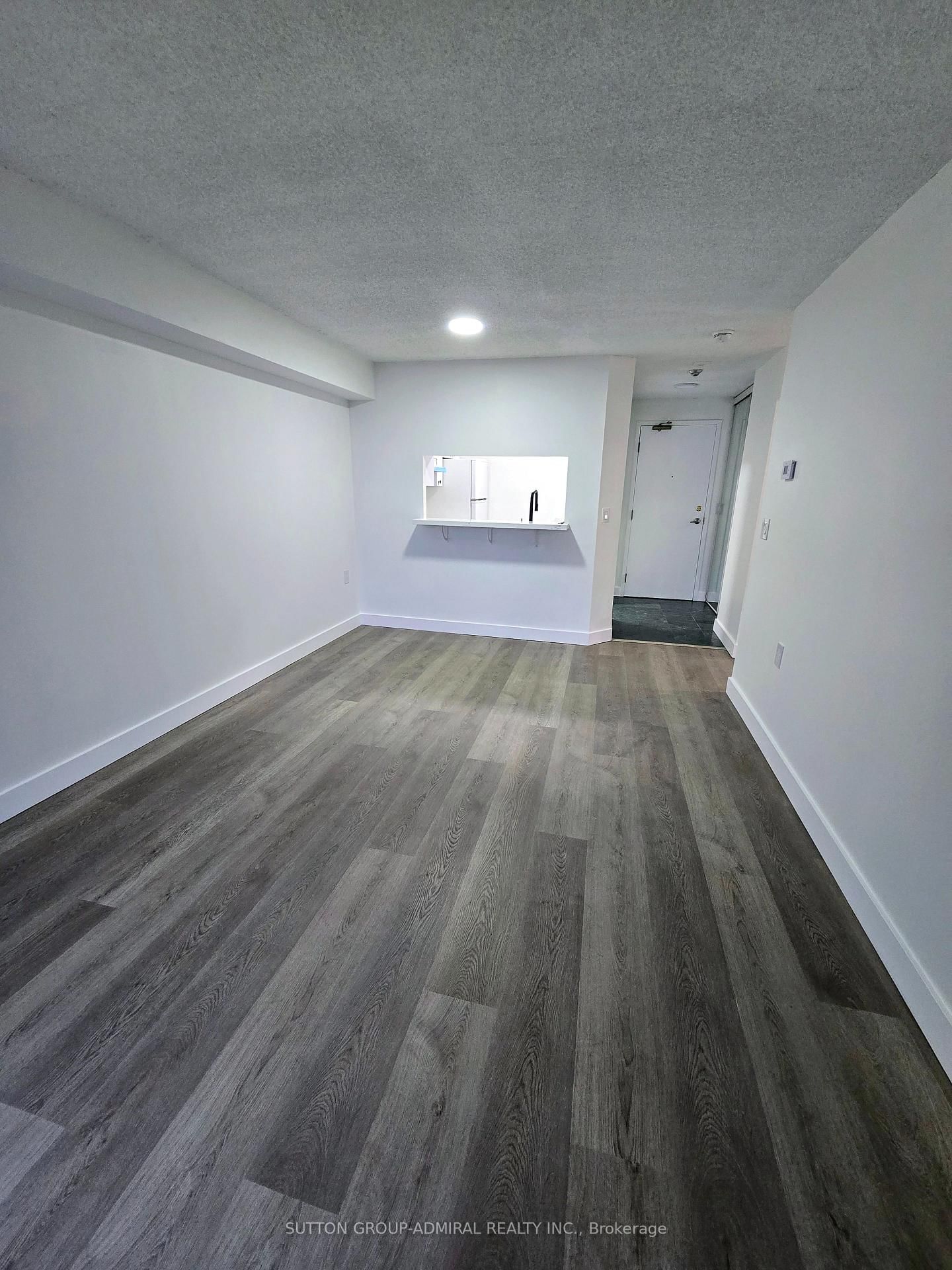 555 Wilson Heights Boulevard, Unit 408 - Photo 8