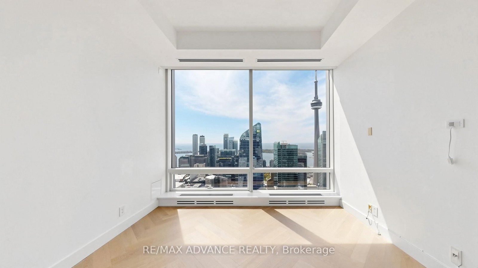 180 University Avenue, Unit 5901 - Photo 24
