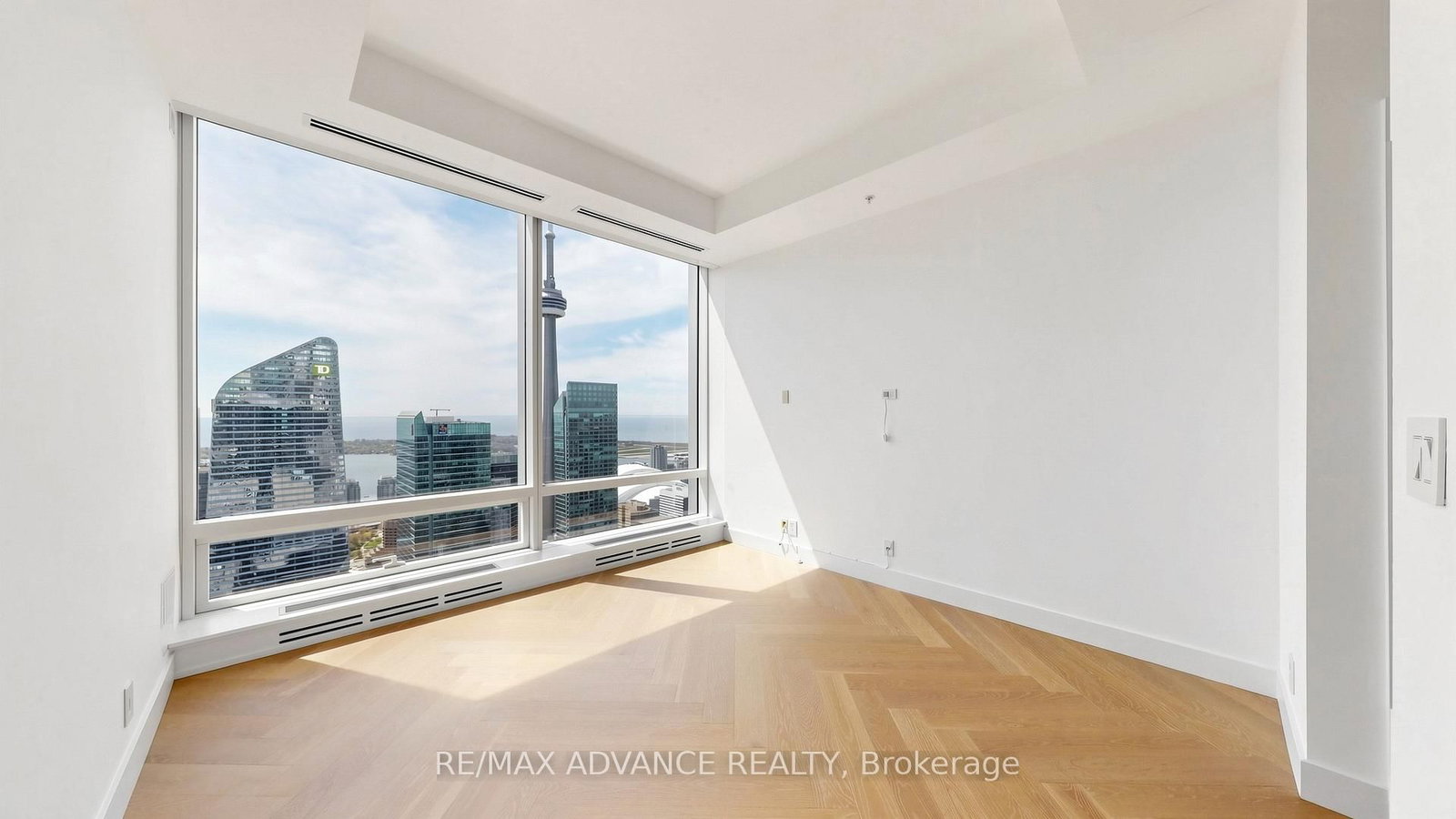 180 University Avenue, Unit 5901 - Photo 25