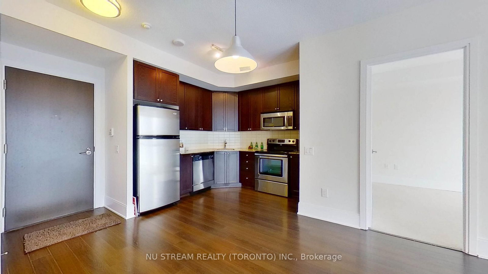 560 Front Street W, Unit 829 - Photo 12