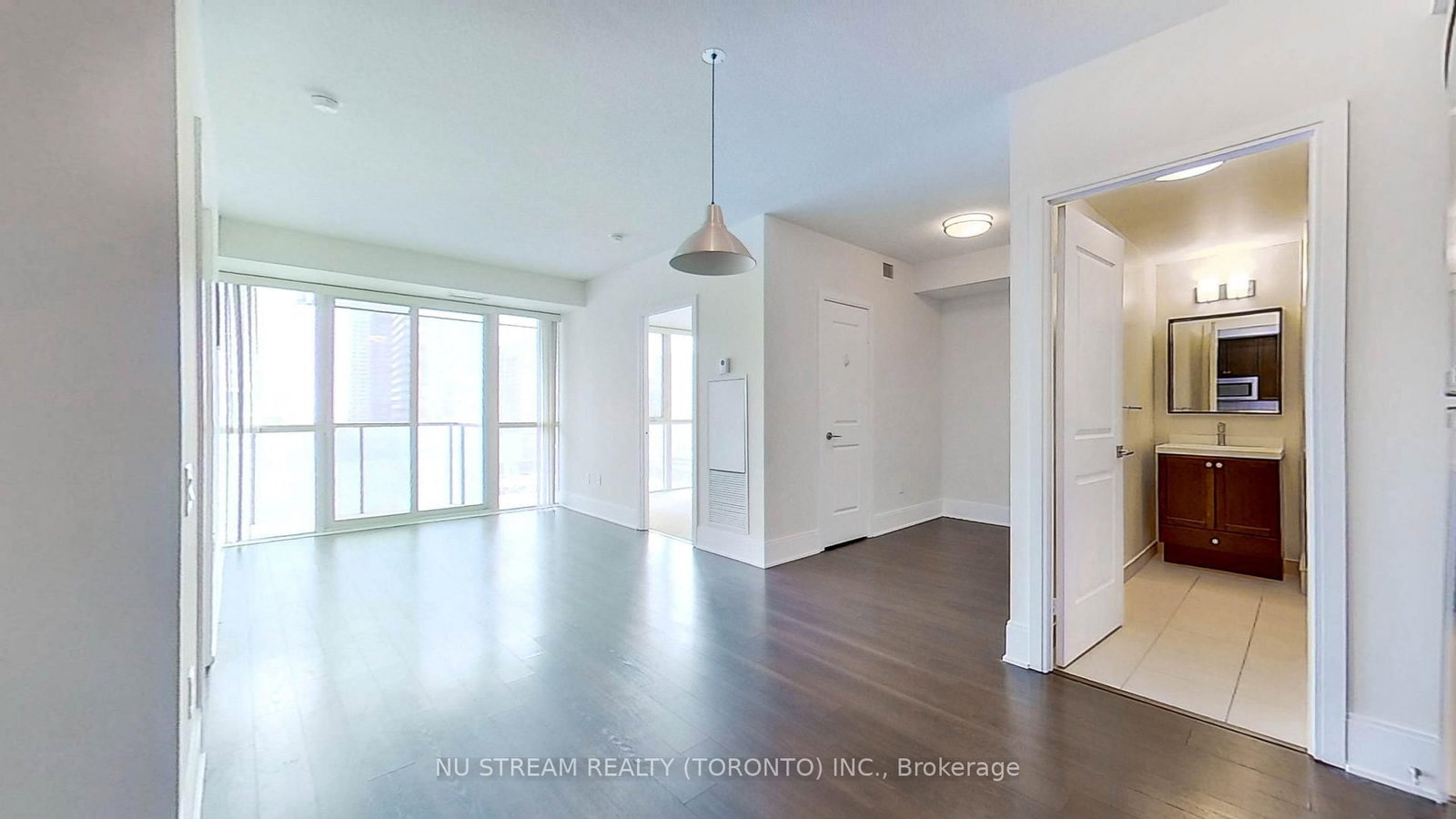 560 Front Street W, Unit 829 - Photo 13