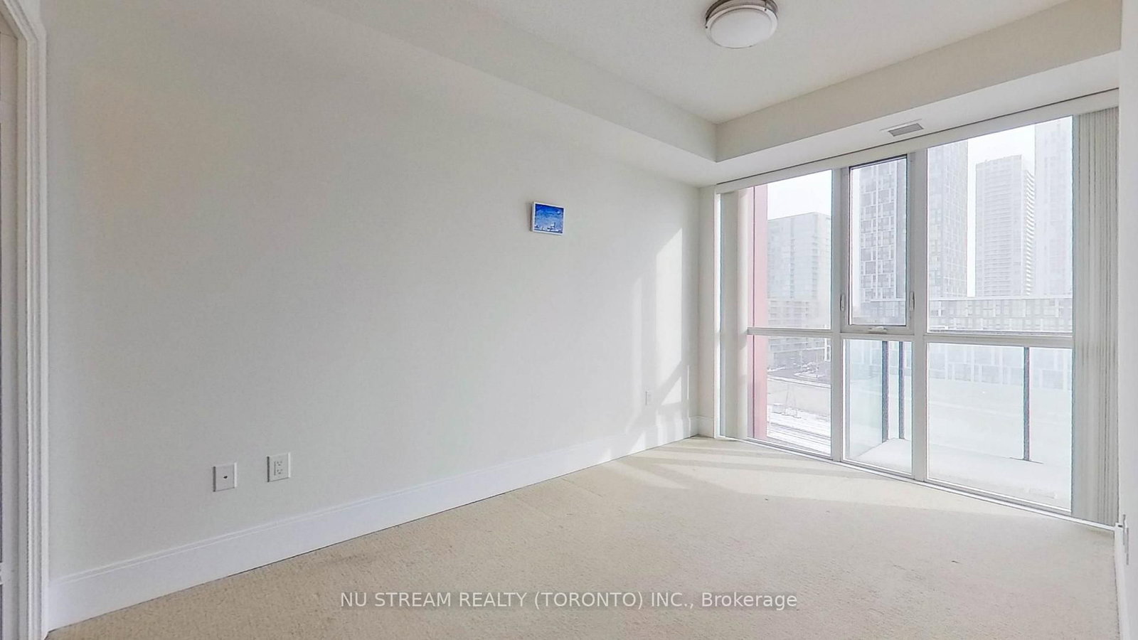 560 Front Street W, Unit 829 - Photo 22