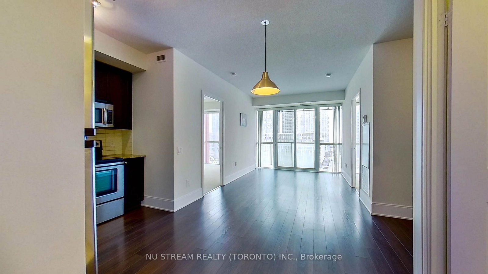 560 Front Street W, Unit 829 - Photo 7