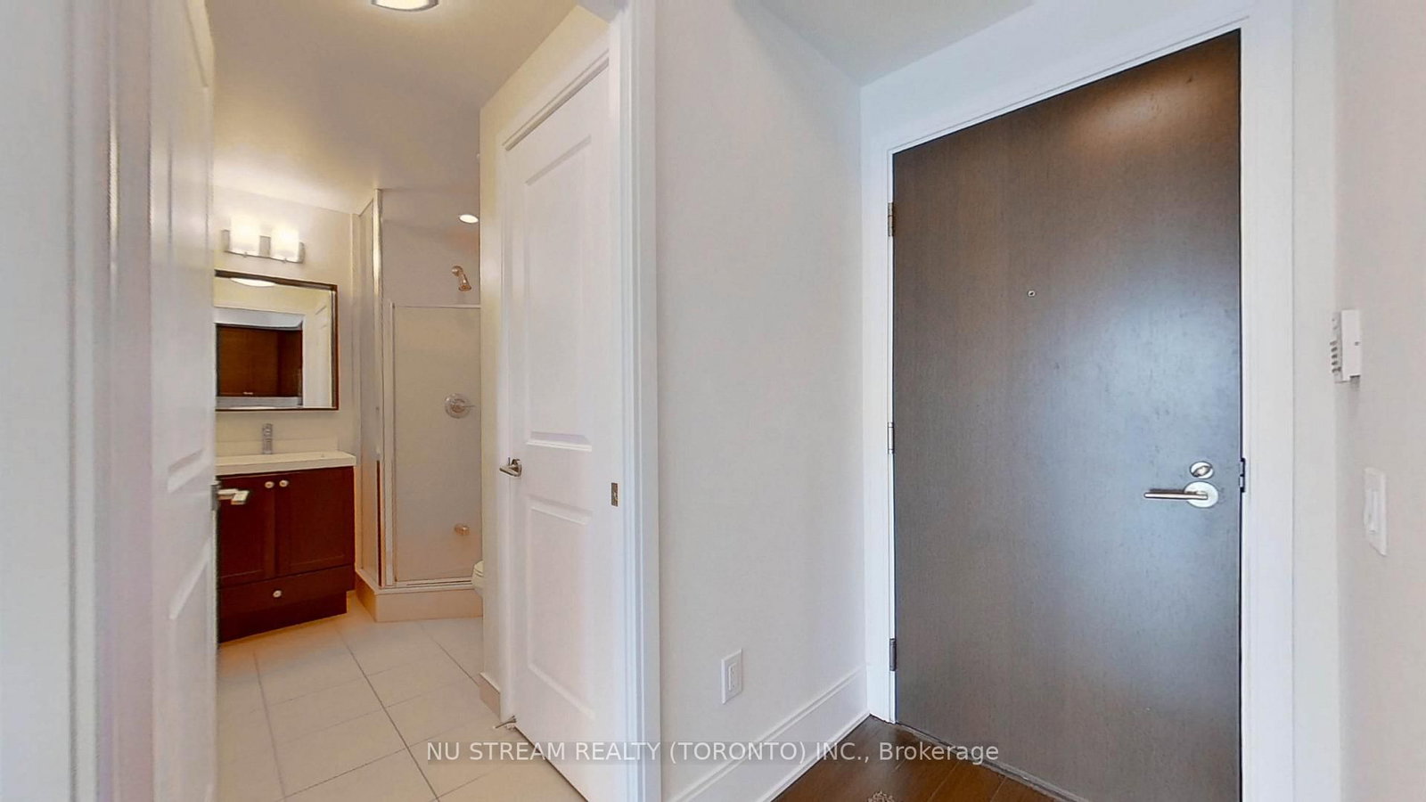 560 Front Street W, Unit 829 - Photo 8