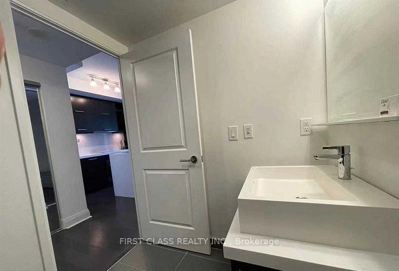 1080 Bay Street, Unit 3109 - Photo 4