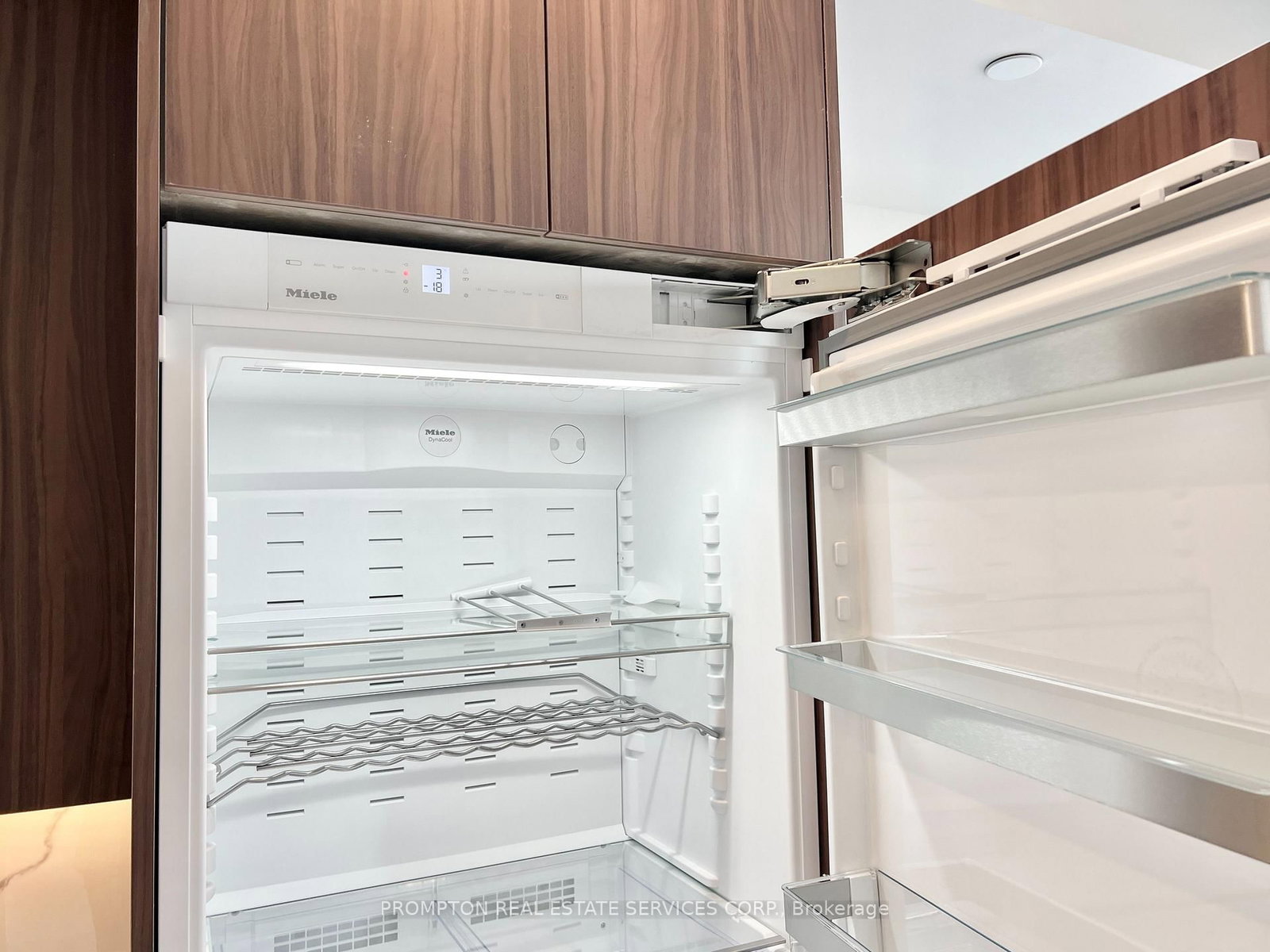 68 Esther Shiner Boulevard, Unit 563 - Photo 10