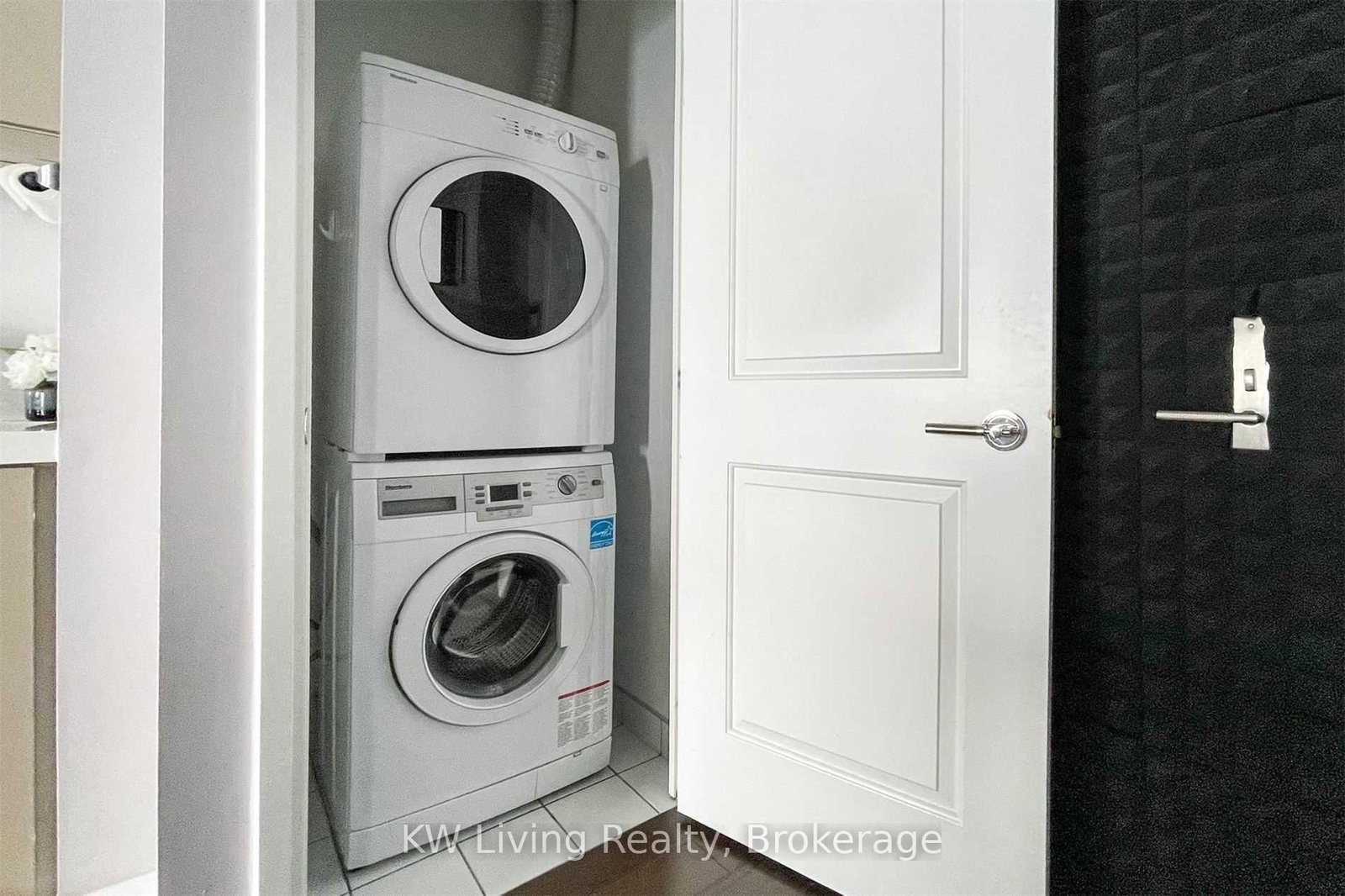 1080 Bay Street, Unit 4306 - Photo 19