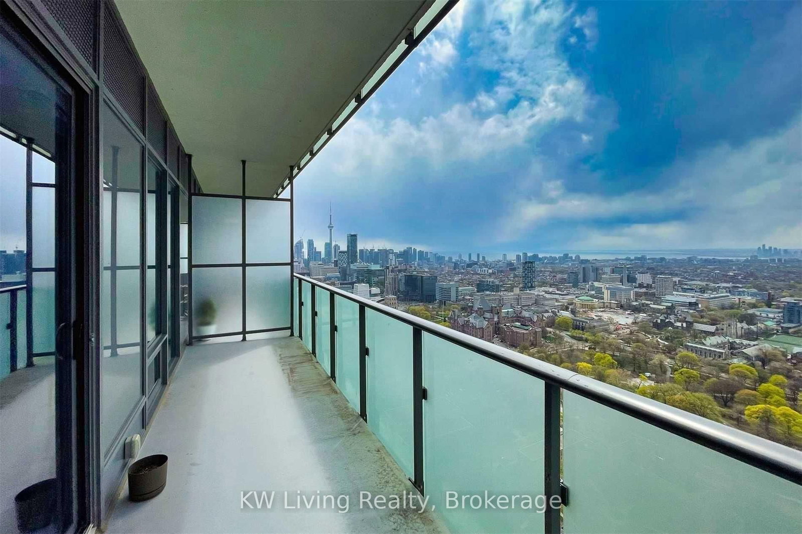 1080 Bay Street, Unit 4306 - Photo 21
