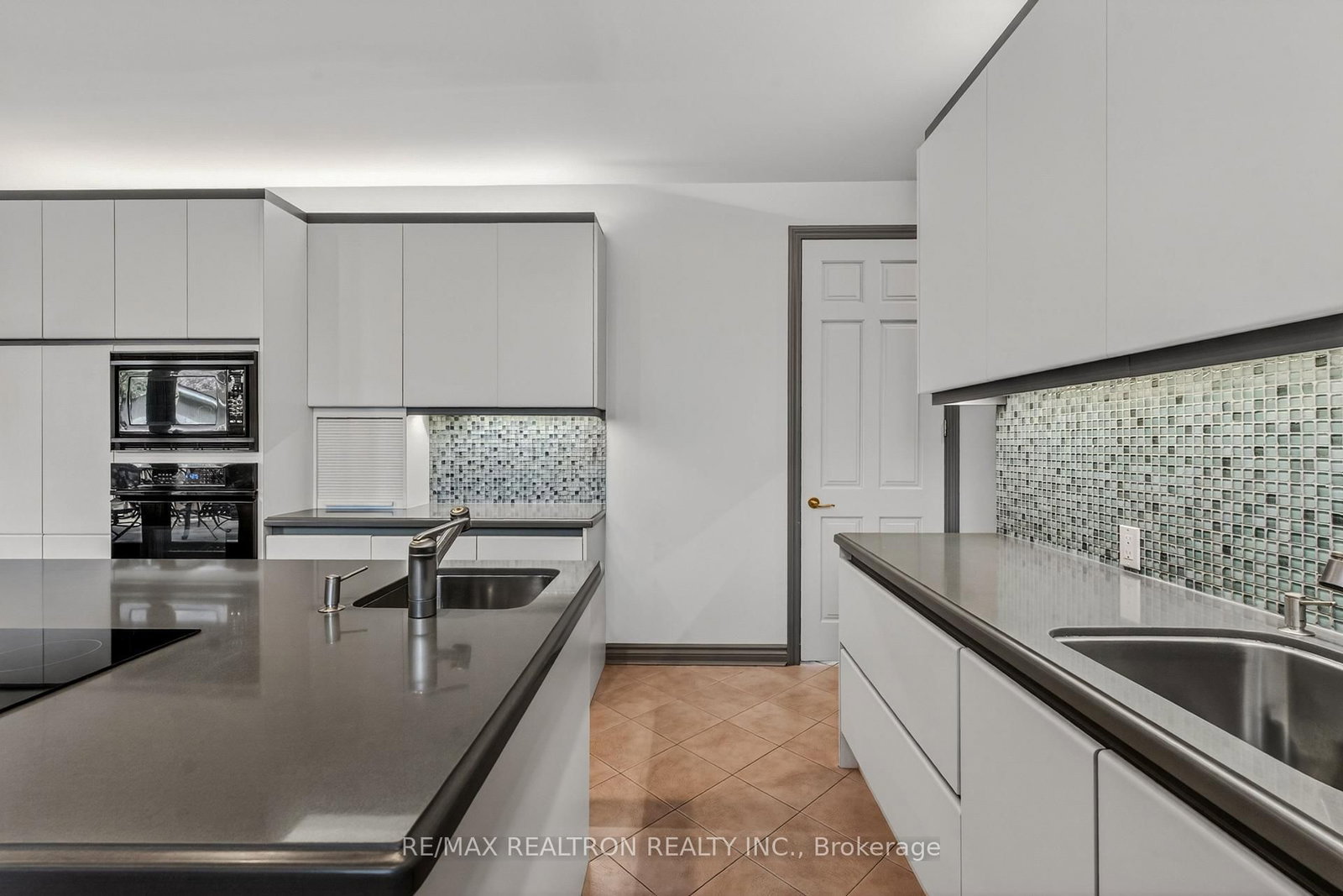 15 Sunforest Court - Photo 27