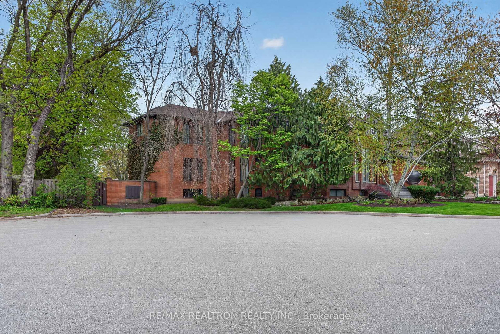 15 Sunforest Court - Photo 3