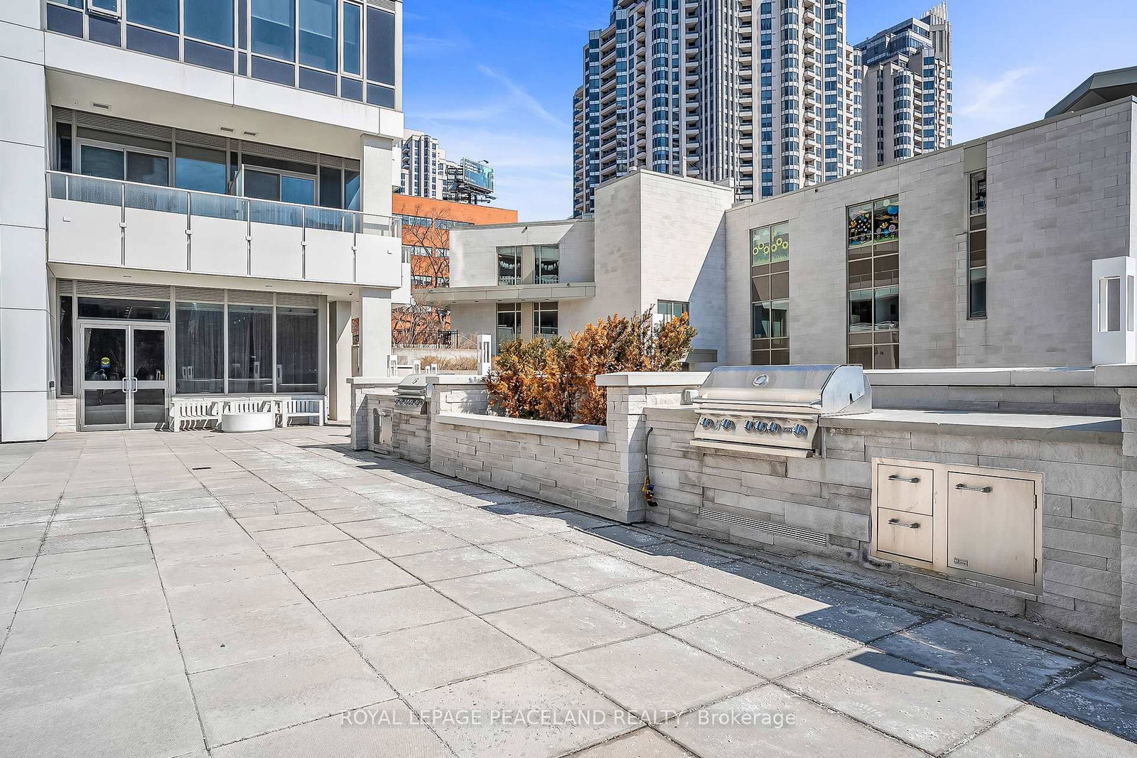 75 Canterbury Place, Unit 1215 - Photo 26