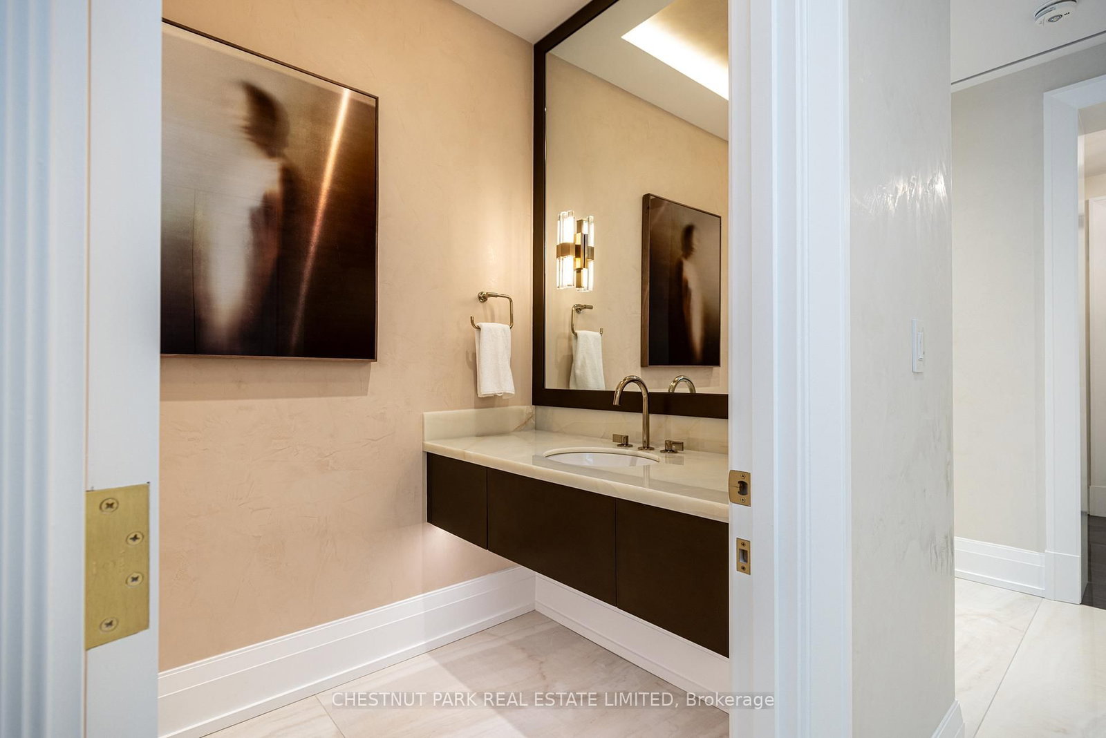 77 Clarendon Avenue, Unit 302 - Photo 14