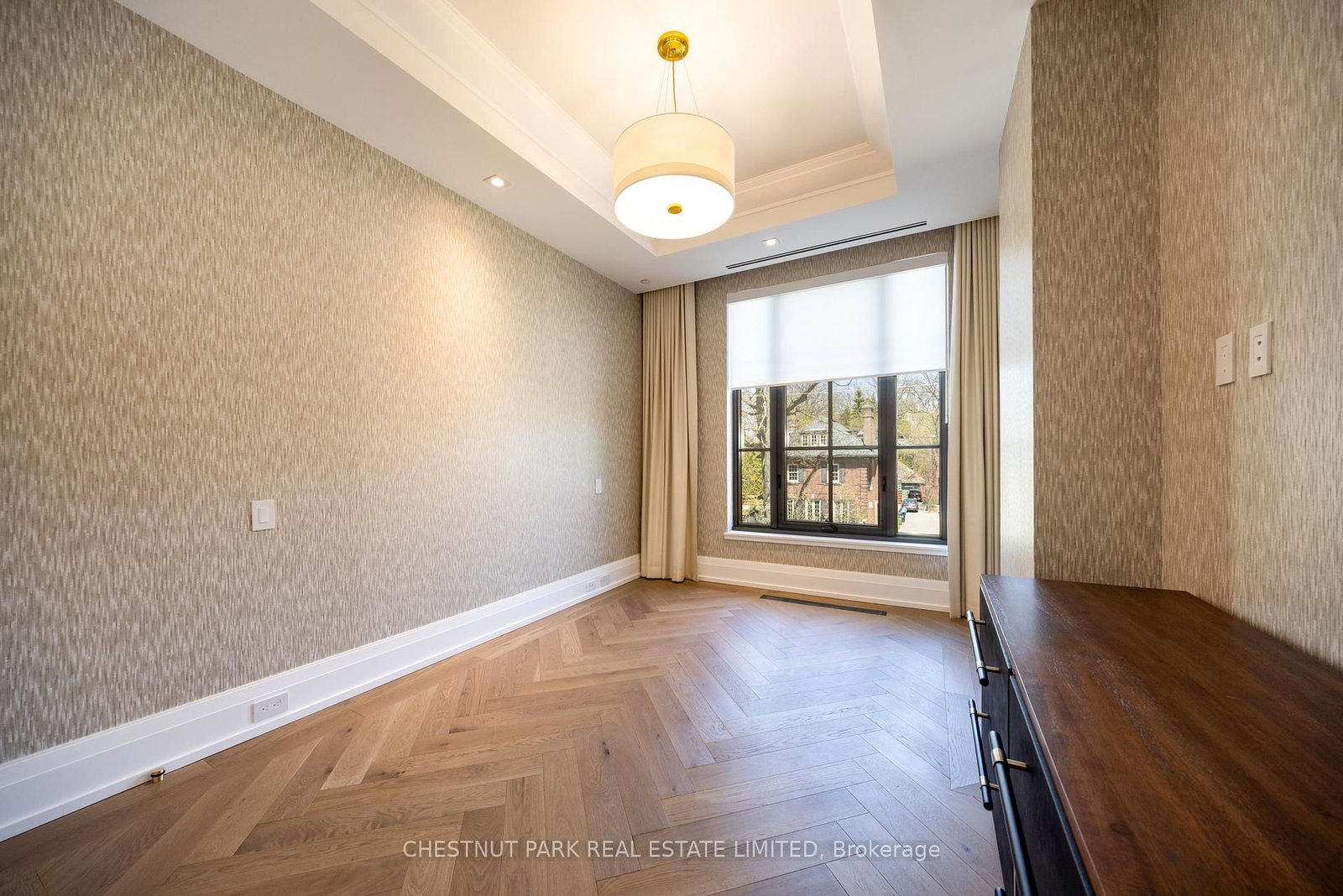 77 Clarendon Avenue, Unit 302 - Photo 20