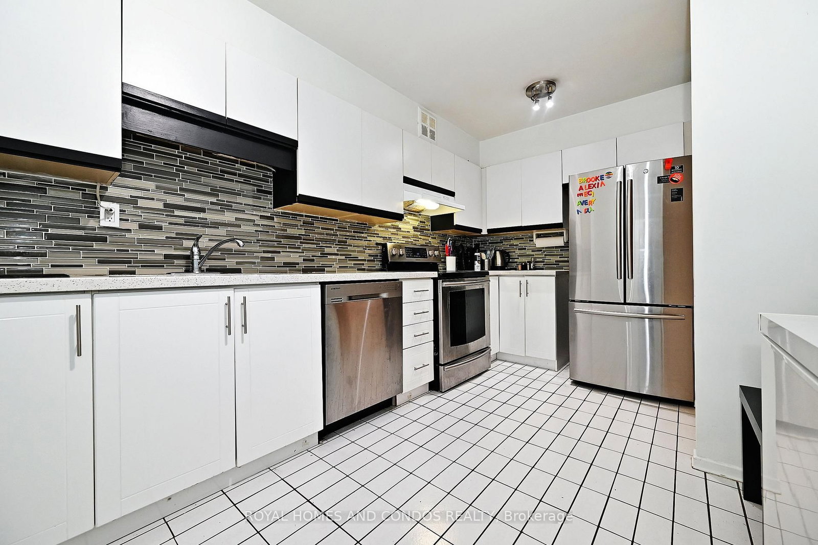 45 Carlton Avenue, Unit 1111 - Photo 15