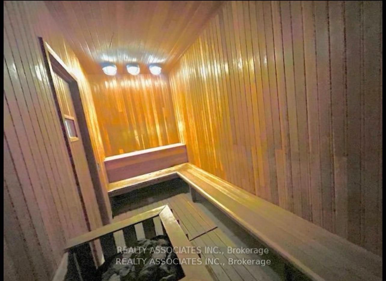 2 Clairtrell Road, Unit 815 - Photo 20