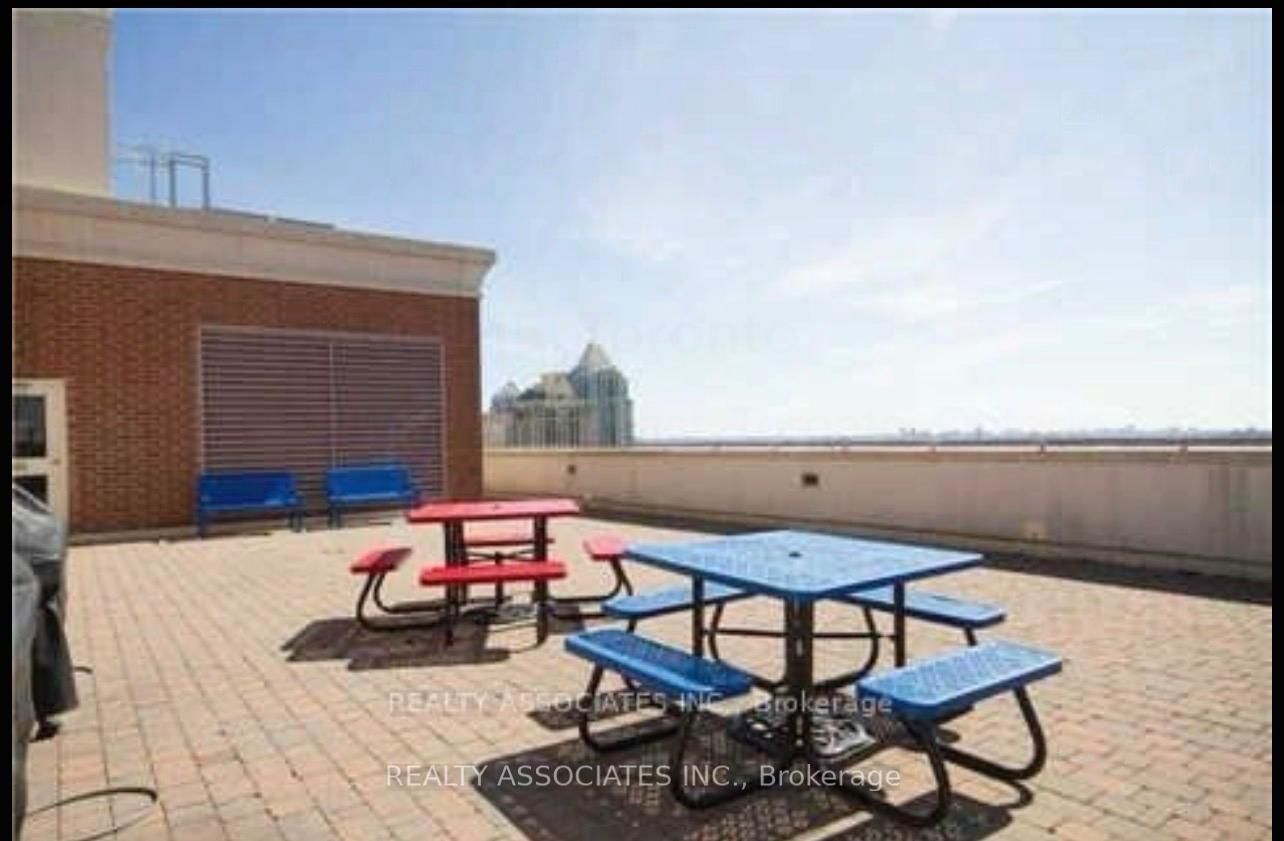 2 Clairtrell Road, Unit 815 - Photo 21